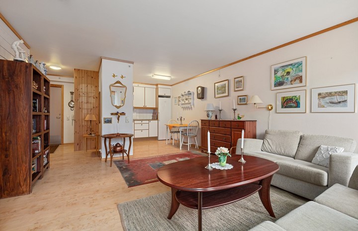 884 4106E76d 9981 40Bd 9998 001Eeb8038a2